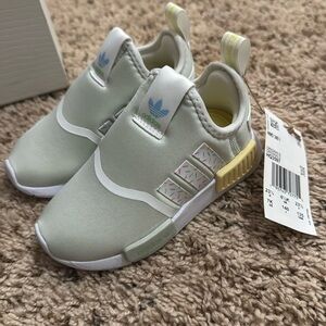 NWT Adidas NMD 360 Sprinkles US Toddler Sz 7